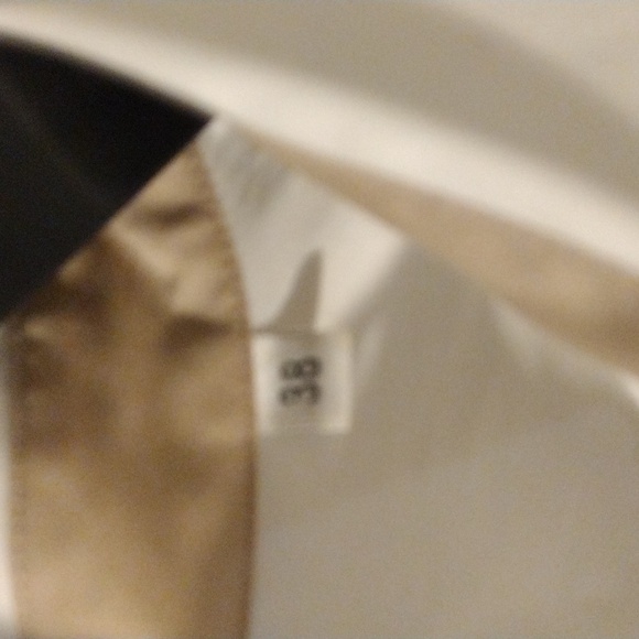 Sara Roka Orange Pleated Skirt - Picture 3 of 7